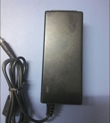 PC Bilgisayar için 19V 3.4a Masaüstü Güç Adaptörü IEC320 / C14 Laptop Adaptörü