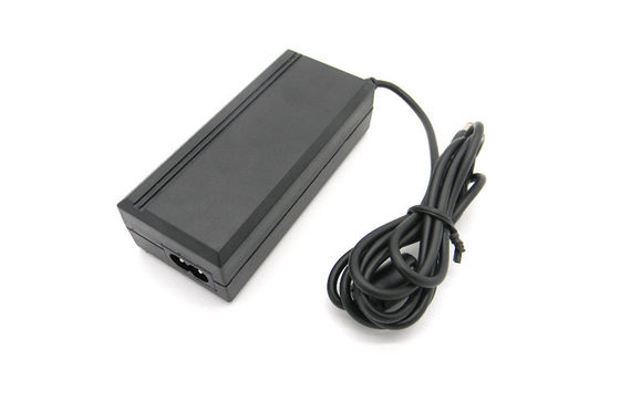 12V 2A AC DC Güç Adaptörüne Aşırı Akım / Sabit Akım 5.5x2.1mm
