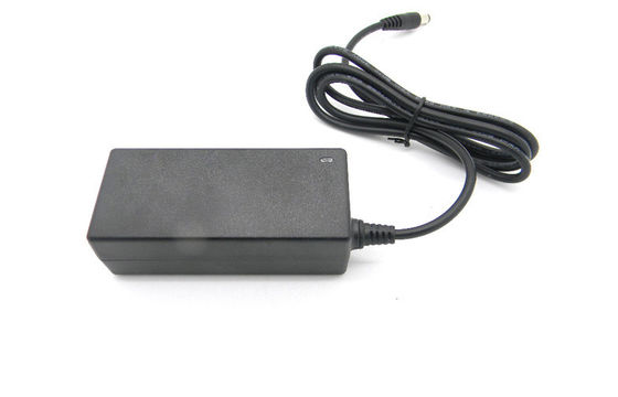 Aşırı Gerilim AC DC Güç Adaptörü Masaüstü 36W 12V UK Plug LCD TV için