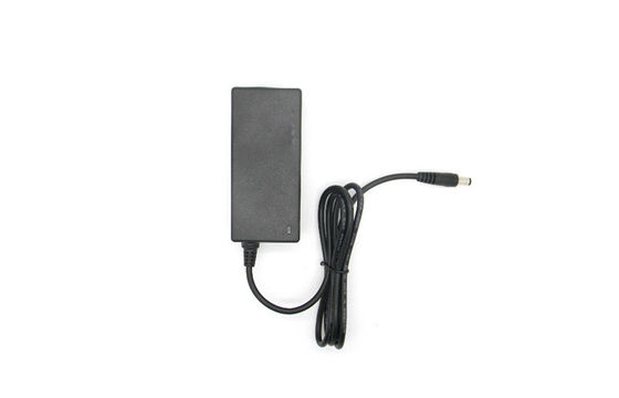 Aşırı Gerilim AC DC Güç Adaptörü Masaüstü 36W 12V UK Plug LCD TV için