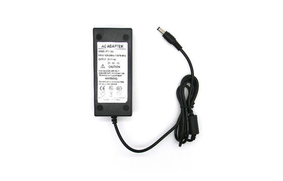 Hi-pot 12V 4A Masaüstü DC Güç Kaynağı FCC Bölüm 15 Class B Güvenlik Kameraları için