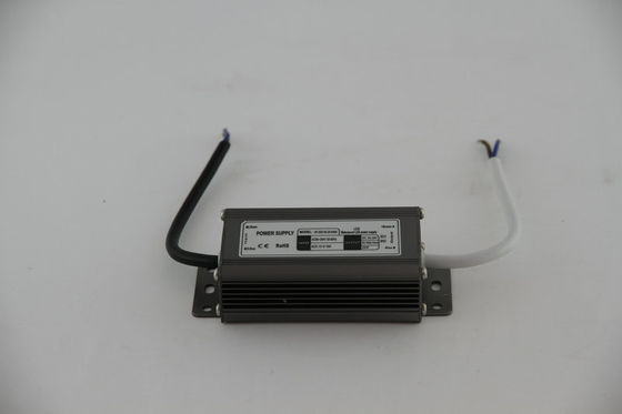 Enerji Tasarruflu 250V AC Sabit Akımlı LED Sürücü 600mA 20W, EN61000-3-2 ile