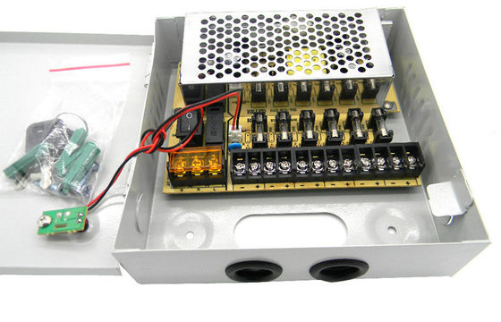Yüksek Verimli CCTV Güç Kaynakları AC100-240V 6 Kanal, EN55022 Sınıf B