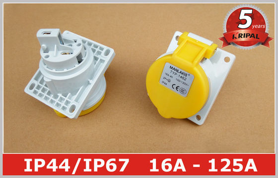 Açılı Panel Monte Edildi Endüstriyel Güç Soket anahtarı 110V 16A IP44 Deniz için 3 Pin