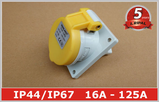 Açılı Panel Monte Edildi Endüstriyel Güç Soket anahtarı 110V 16A IP44 Deniz için 3 Pin