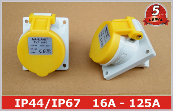 Açılı Panel Monte Edildi Endüstriyel Güç Soket anahtarı 110V 16A IP44 Deniz için 3 Pin